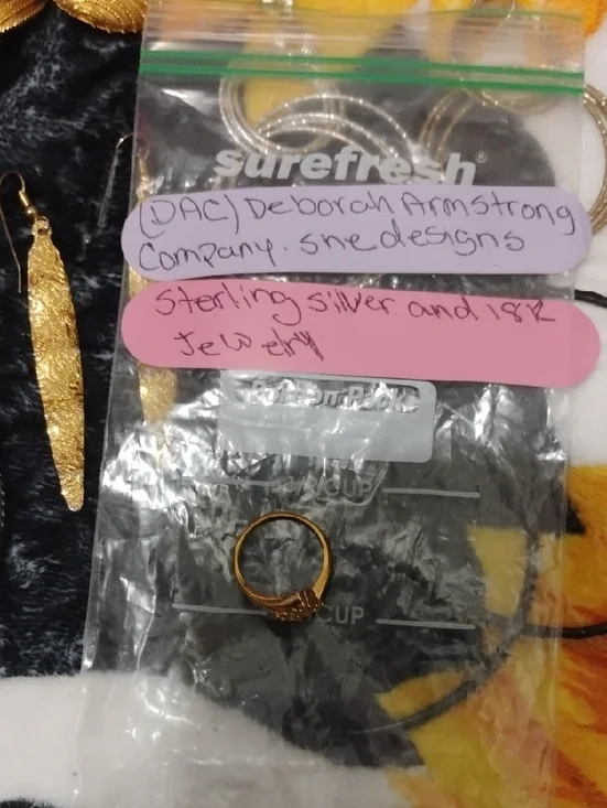 Bundles - Picture 9 of 11